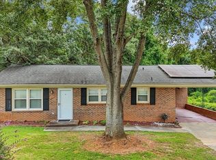 311 Scenic Dr, Greer, SC 29651