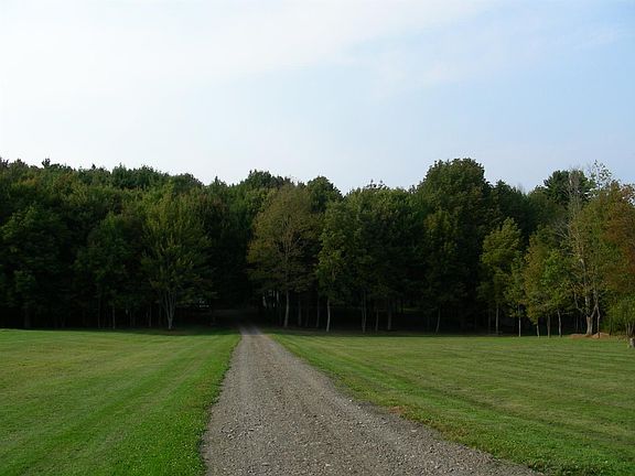 3rd image of 1265 County Highway 6