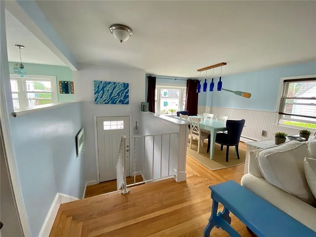 3 bed, 1880 sqft, $3,700 — Photo 4