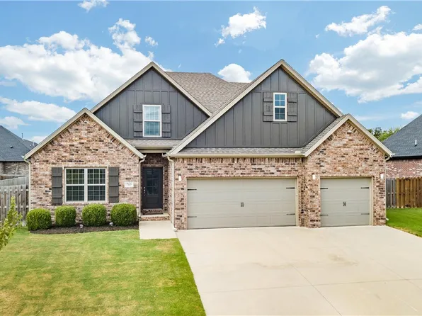 763 Via Sangro Rd, Springdale, AR 72762