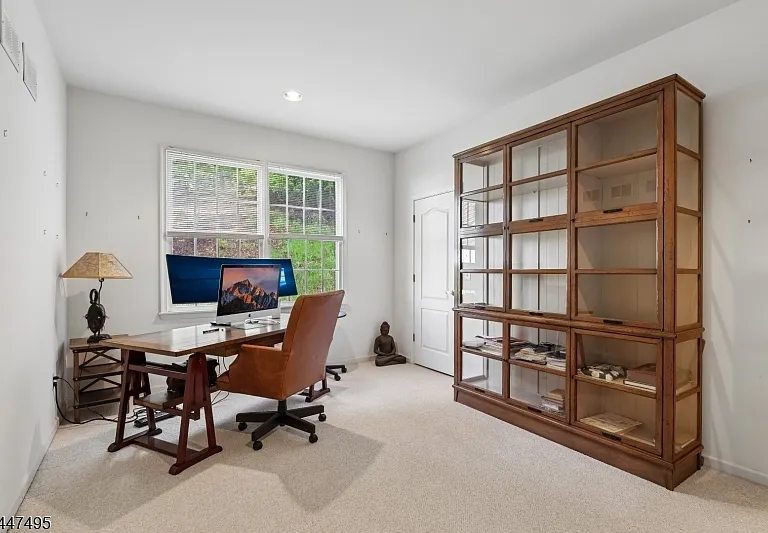 8 Pring Ct — Photo 19