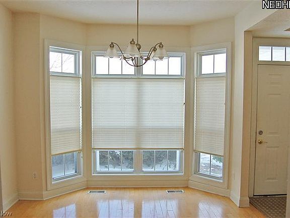 5th image of 251 Rosebury Ct #23