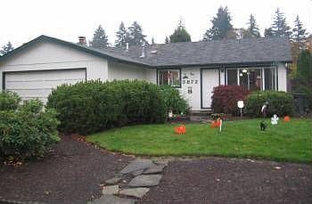 3rd image of 3872 NE Laura St
