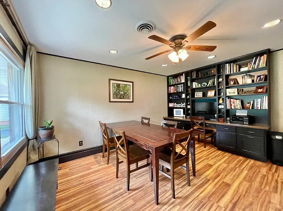 4 bed, 1700 sqft, $2,500 — Photo 4