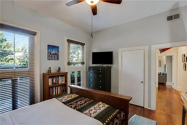 1122 Felicity St #4 — Photo 8