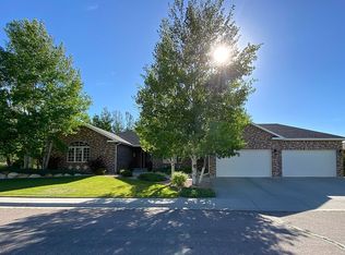 1920 Elkhorn Valley Dr, Casper, WY 82609