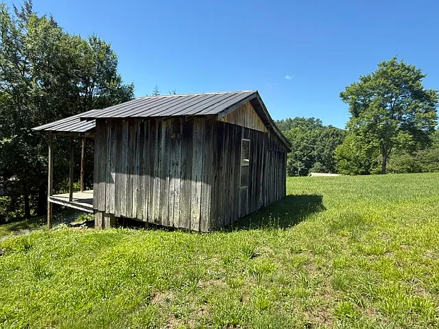 1501 Dockery Hollow Rd — Photo 11