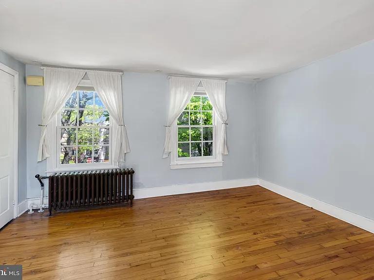 528 Kauffman St — Photo 23
