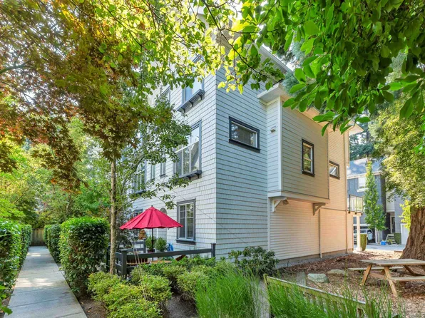 277 171st St #14, Surrey, BC V3Z 9P4