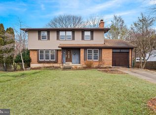 6 Hemlock Ln, Wilmington, DE 19810