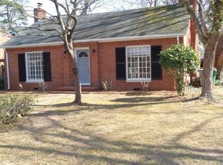 1900 Club Rd, Charlotte, NC 28205