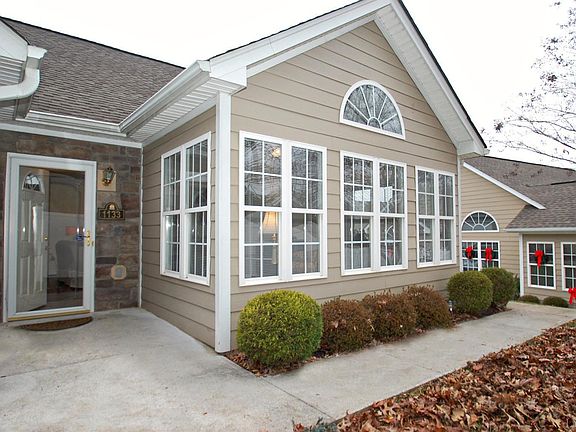 2nd image of 201 Shepherd Ln