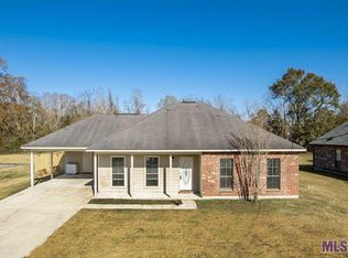 41462 Smith Hart Rd, Prairieville, LA 70769