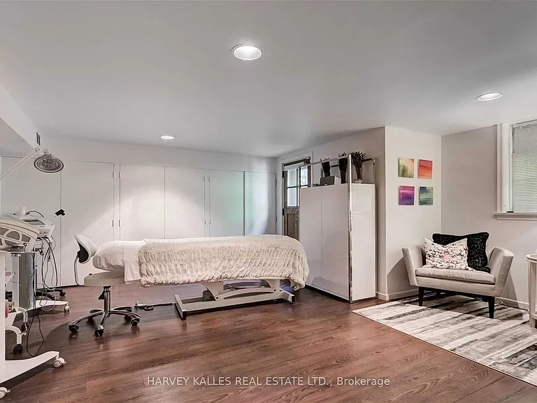 23 Donwoods Dr — Photo 26