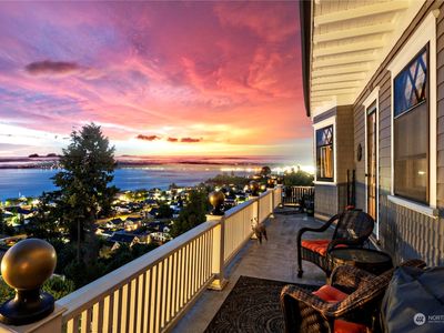 101 East Road, Tacoma, WA, 98406