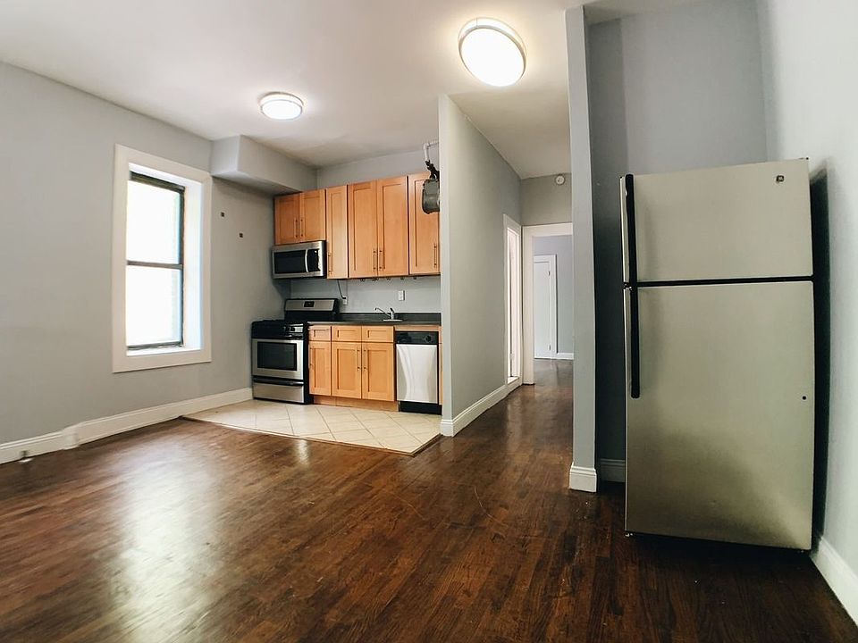 1st image of 2 Pinehurst Ave #Bb6
