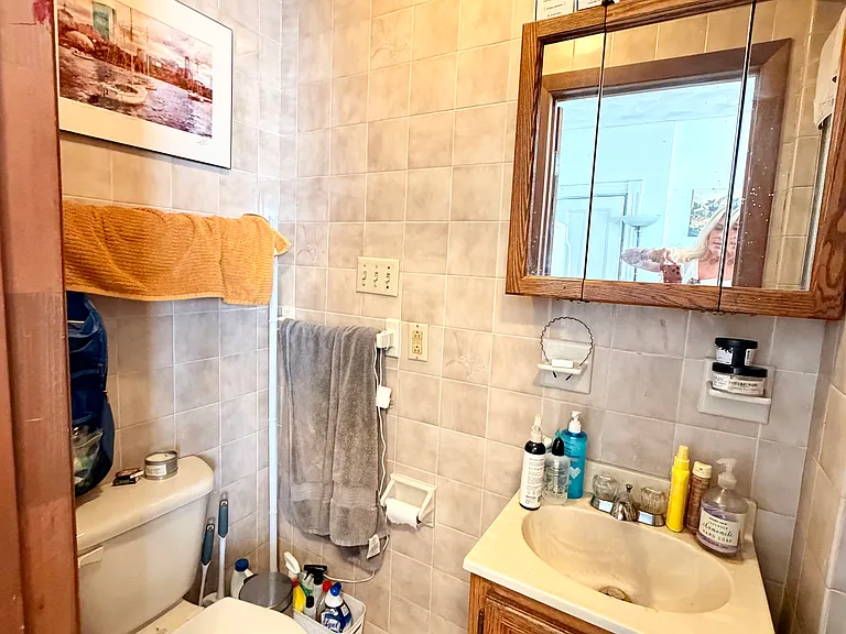 206 Hanover St #8 — Photo 13