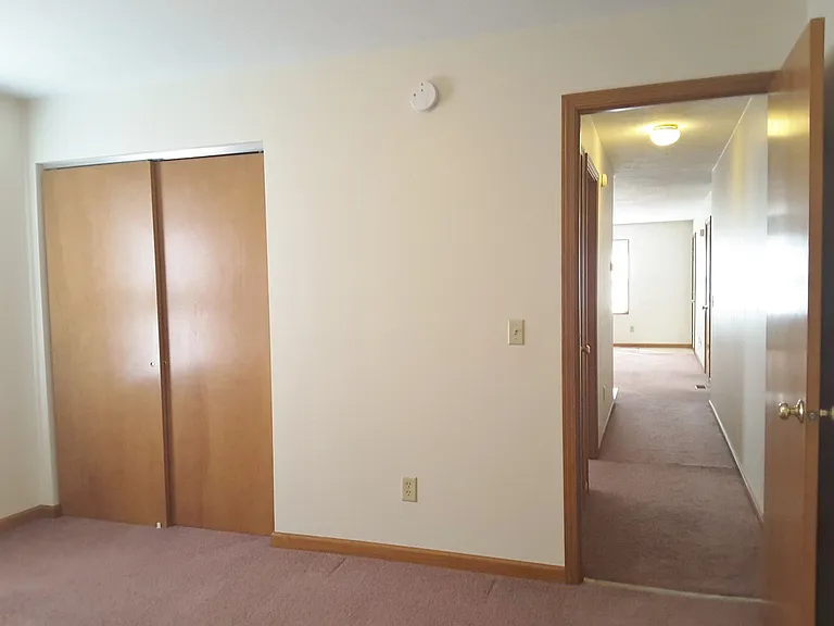 216 Stonewall Ct — Photo 7