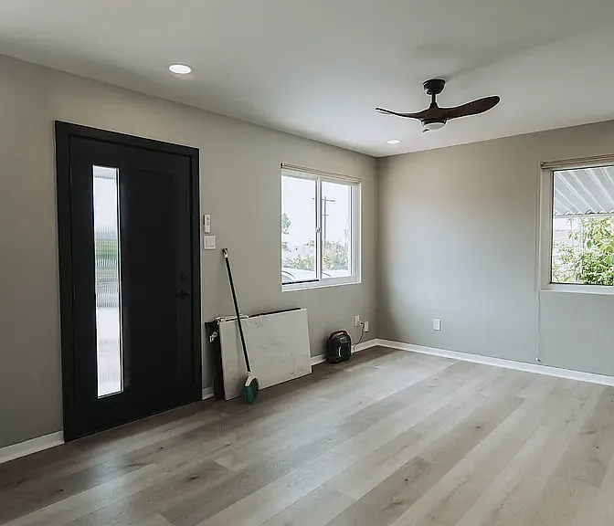 6658 Comstock Ct — Photo 2