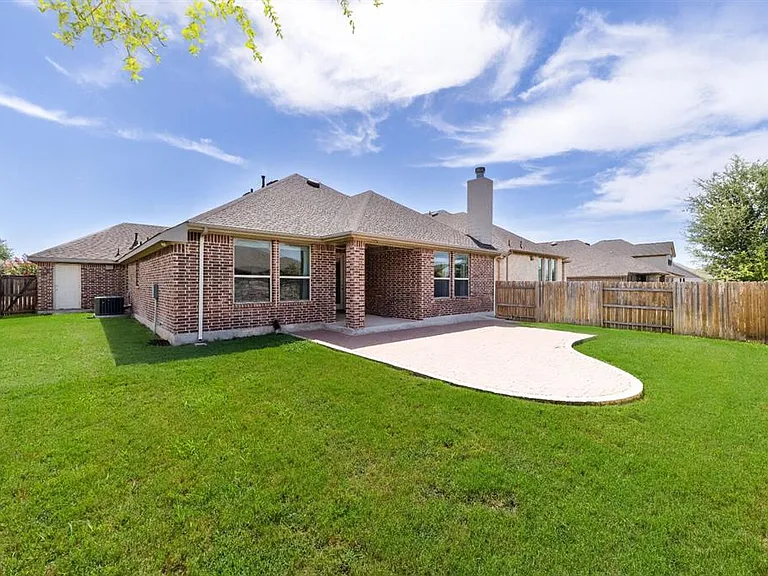 4216 Hannover Way — Photo 31