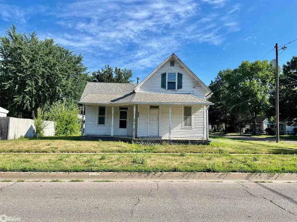 515 6th Ave E, Oskaloosa, IA 52577