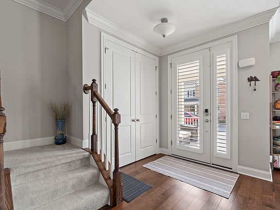 3rd image of 23 Allegheny Ave