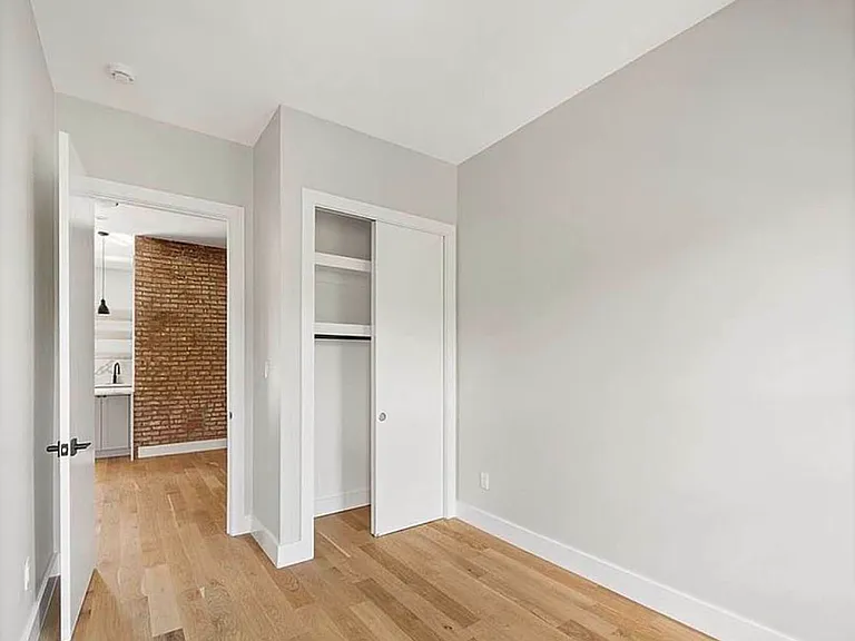227 Kingsland Ave #13 — Photo 7