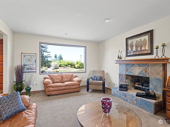 5th image of 37212 152nd Avenue SE