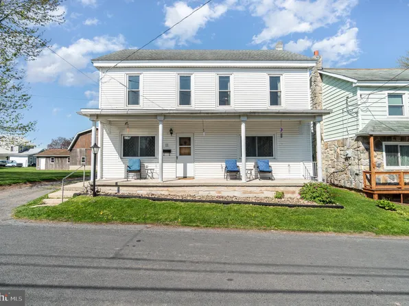 11 Snyder Ave, Tower City, PA 17980