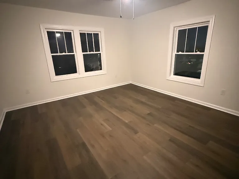 Unit Photo