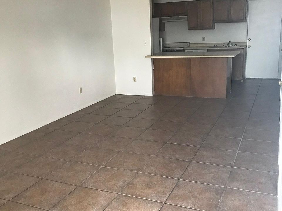1st image of 520 S Main Ave #520