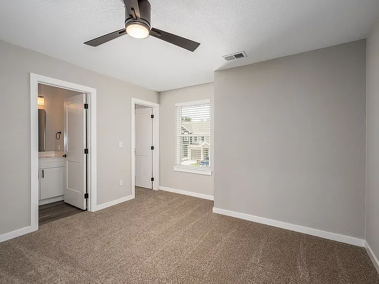 Greenwood Townhomes — Photo 10
