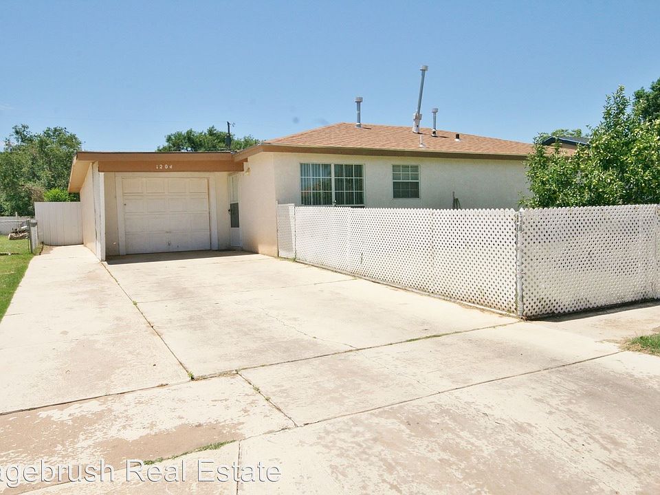 1st image of 1204 Hondo St