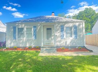 2920 S 3rd St, Southern View, IL 62703