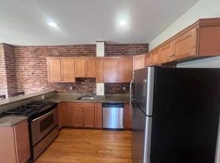 147 L St #4, Boston, MA 02127
