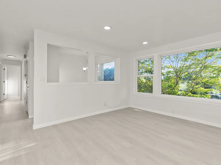 17723 23rd Ave SE — Photo 3