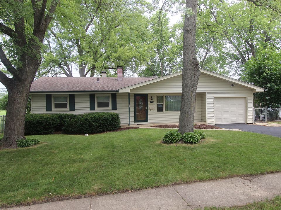 98 Mary Ln, Crystal Lake, IL 60014 Zillow