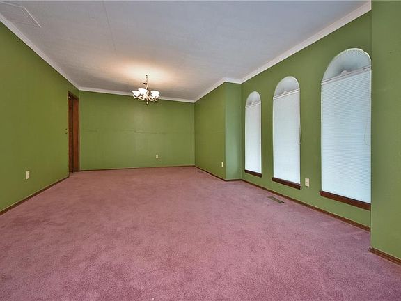 5th image of 2304 NW 115th St