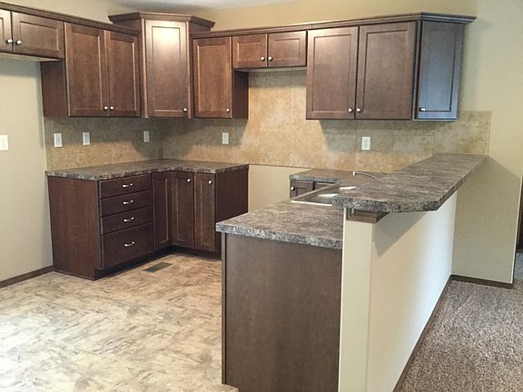 Kitchen Maple knotty alder t