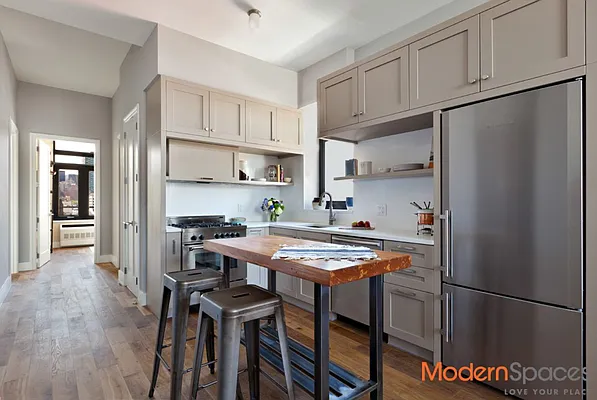 Rented by Modern Spaces | media 27