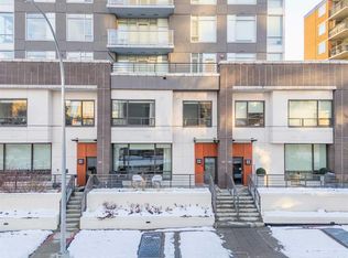 1501 NE 6th St SW #105, Calgary, AB T2R 0Z7