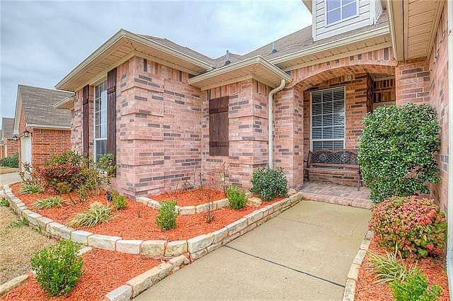 1st image of 510 Crownpoint Ln