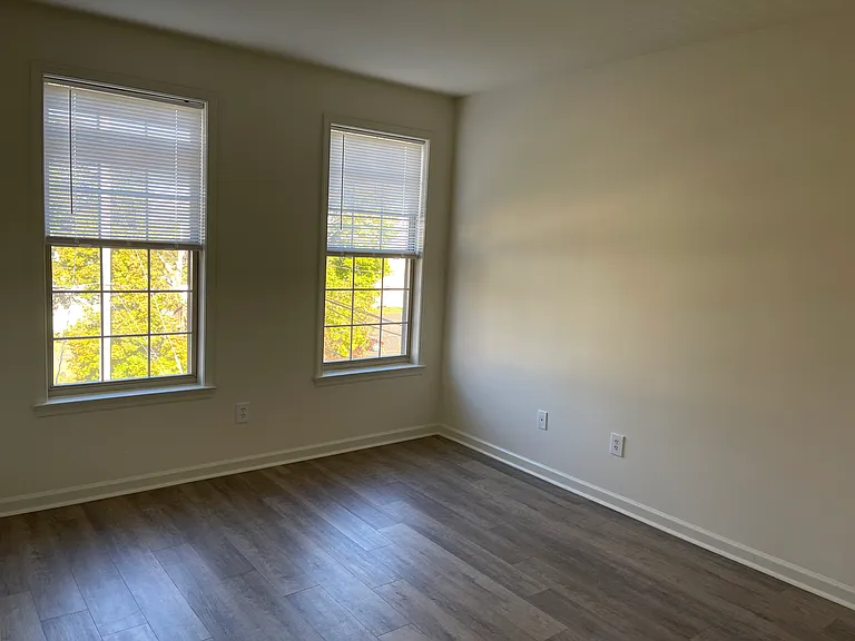 Crystal Terrace — Photo 11