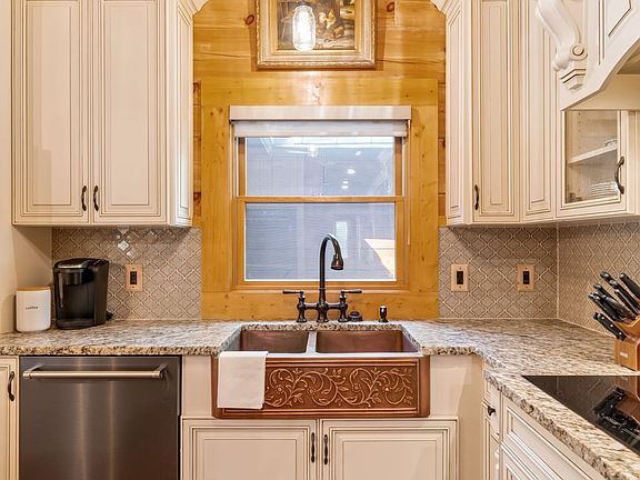 33rd image of 6011 Garrison Springs Rd