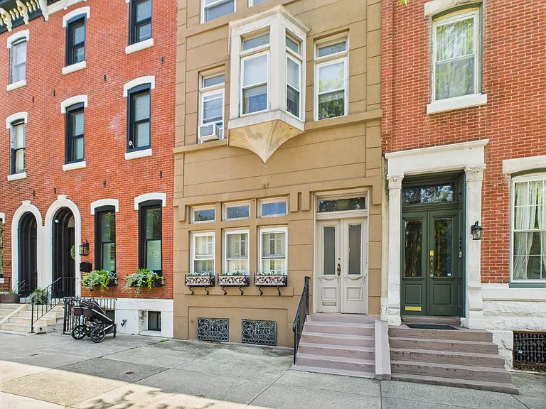 743 Corinthian Ave #3R — Photo 6