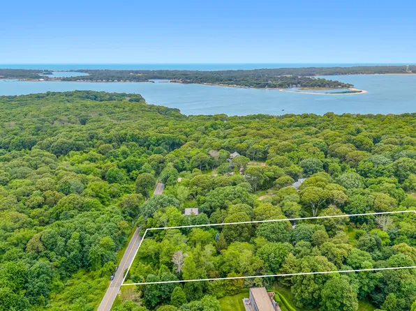 26 Rocky Point Rd, Shelter Island, NY 11964