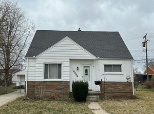 16666 Sarmorr St, Roseville, MI