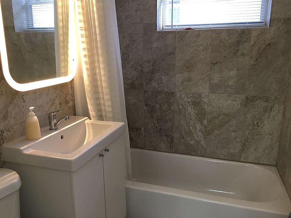 1st image of 6930 Byron Ave #207