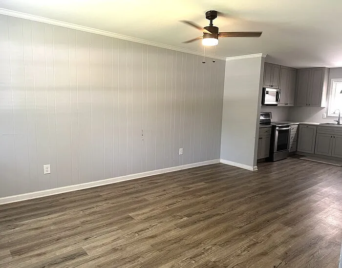 116 Hyde Cir #A — Photo 5