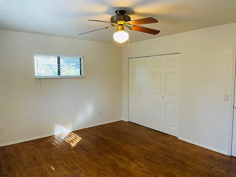 30 Quartz Dr — Photo 11
